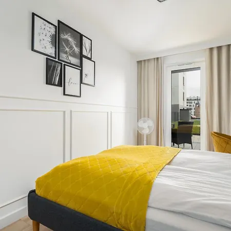 Comfortable With Parking & Garden By Renters Apartment *